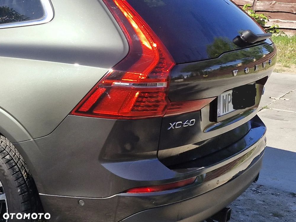 Volvo XC 60 T5 AWD Geartronic Momentum Pro - 11