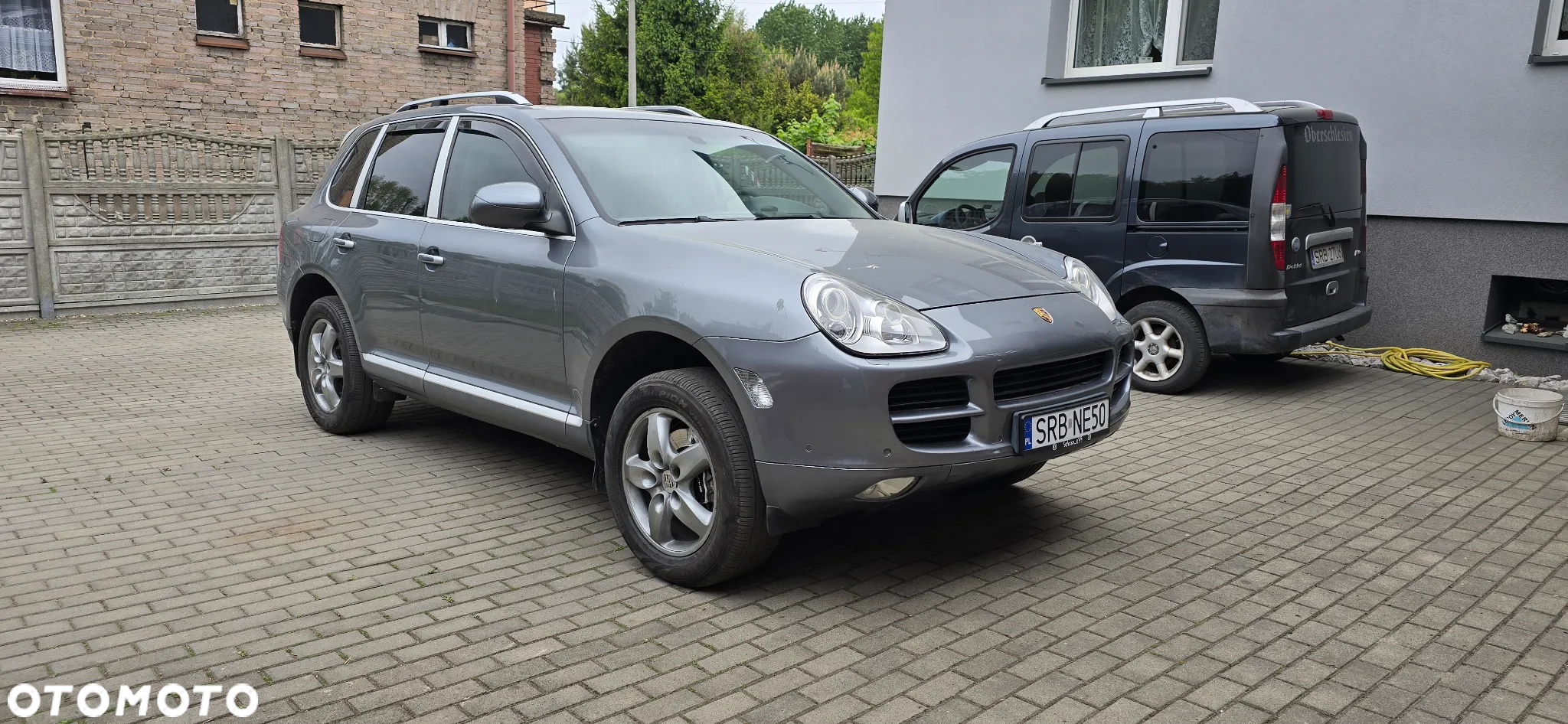Porsche Cayenne - 26