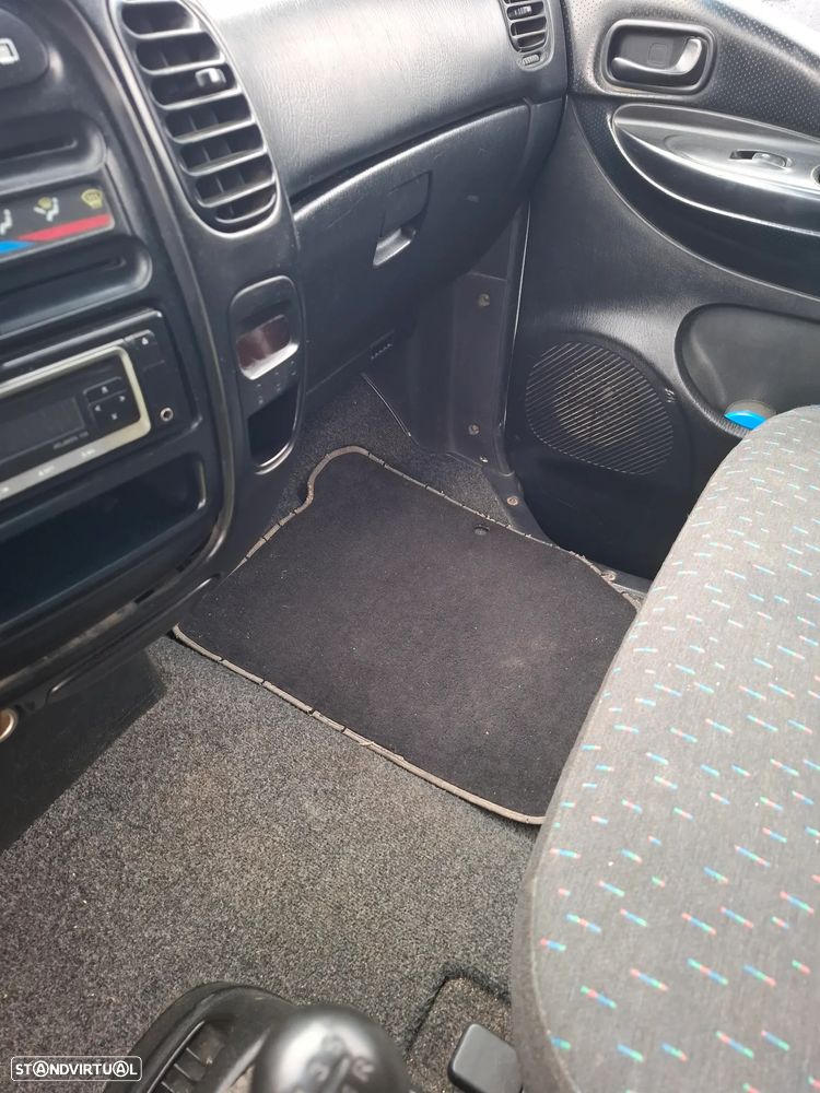 Hyundai H-1 Starex - 7