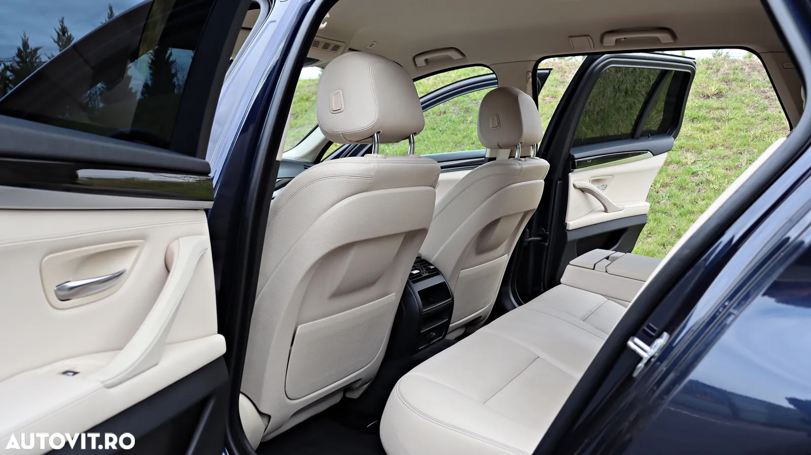 BMW Seria 5 525d xDrive AT - 13