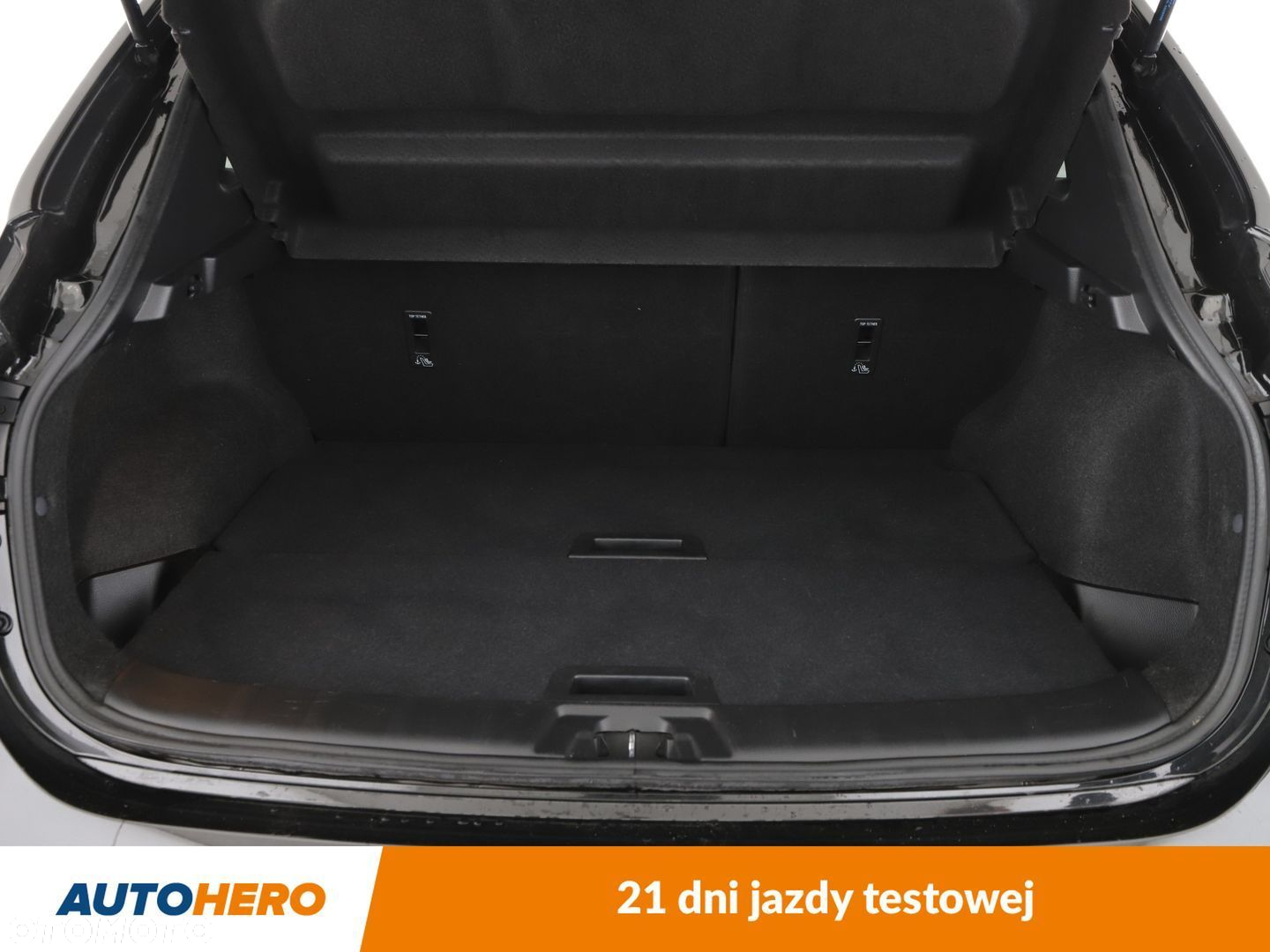 Nissan Qashqai 1.3 DIG-T N-Connecta - 17