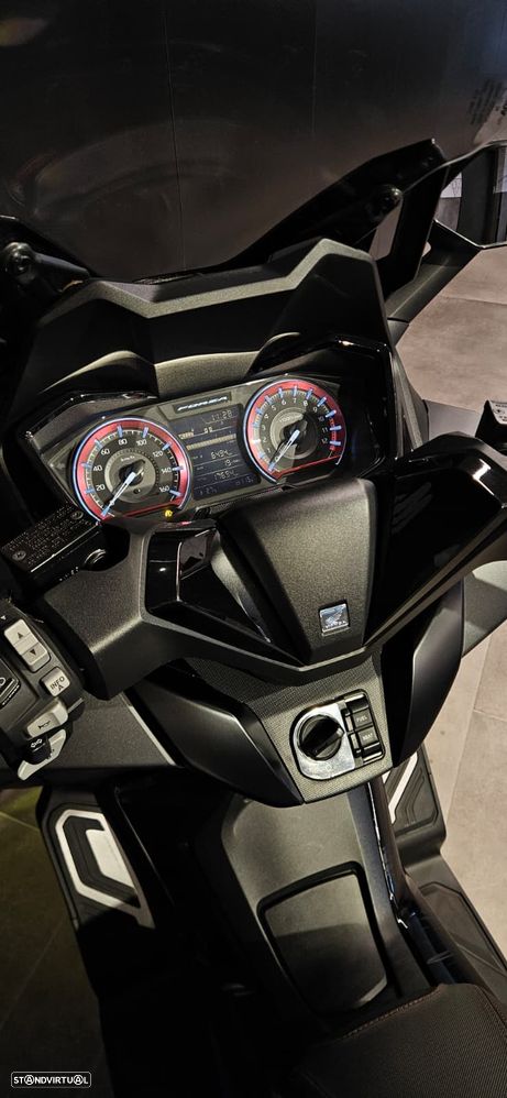 Honda Forza 125 Special Edition - 7