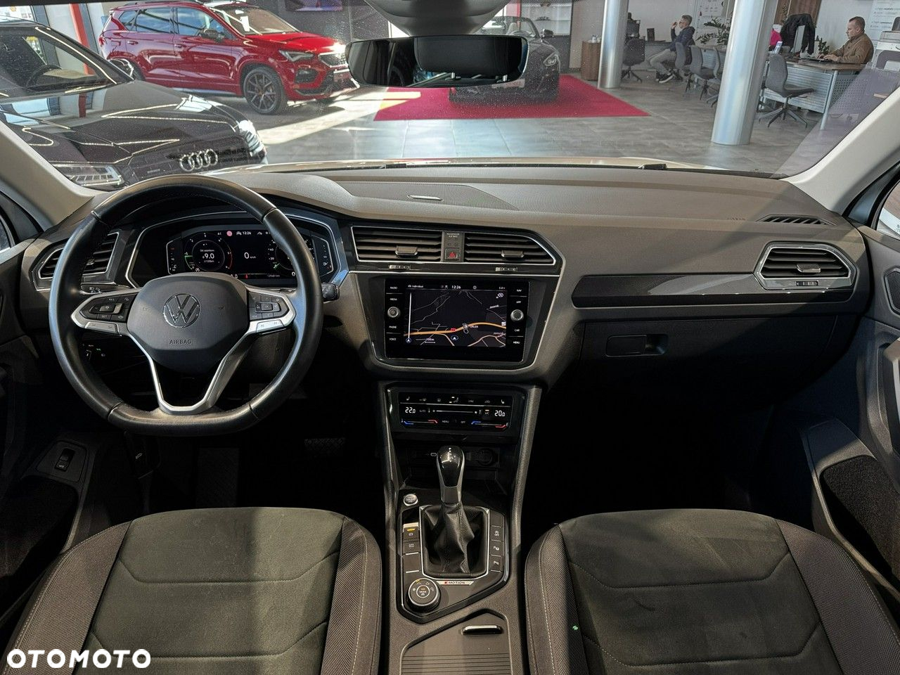 Volkswagen Tiguan - 20