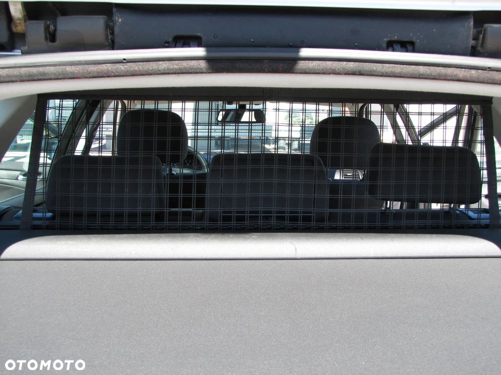 BMW Seria 3 - 35