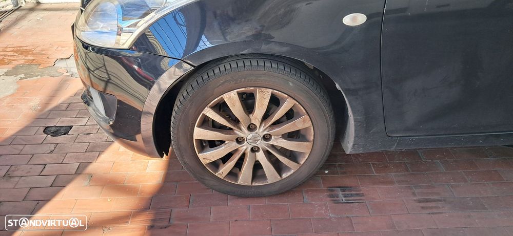 Suzuki Swift 1.2 VVT GLX AT - 2