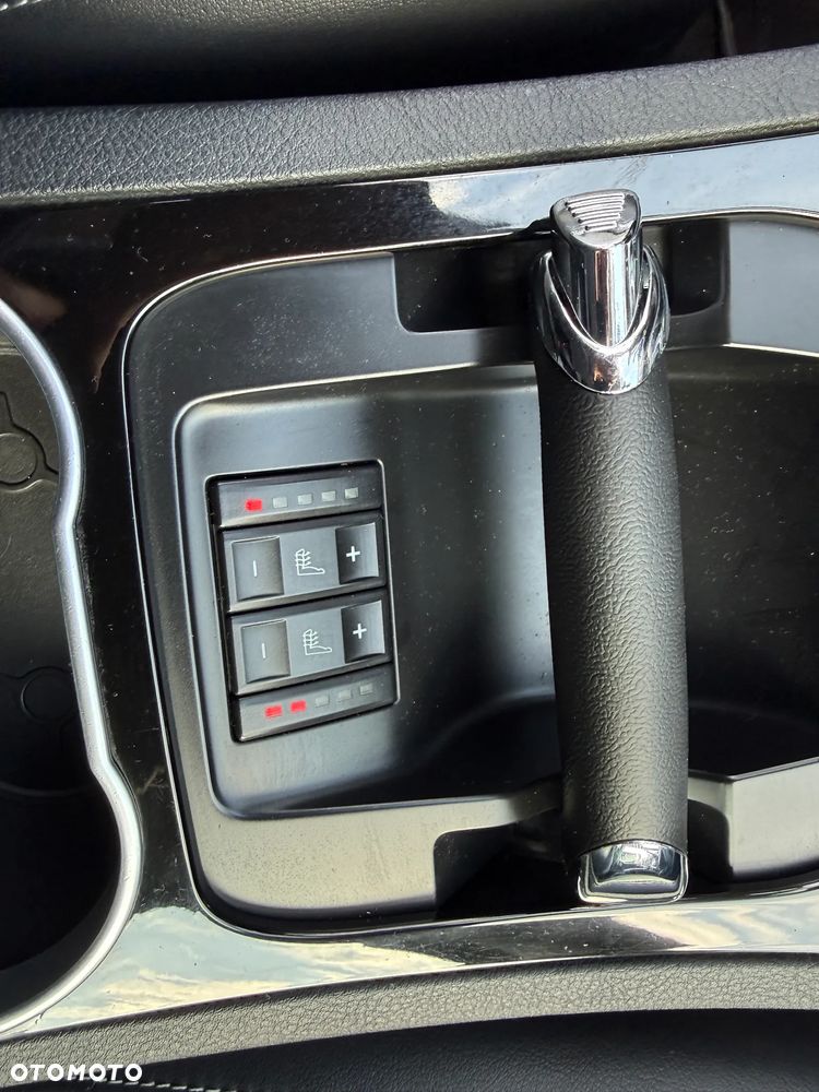 Ford S-Max 2.0 TDCi DPF Titanium - 31