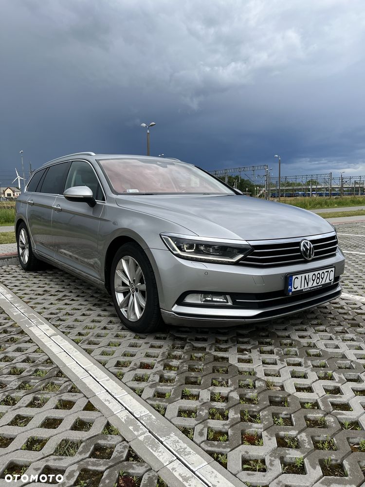 Volkswagen Passat - 2