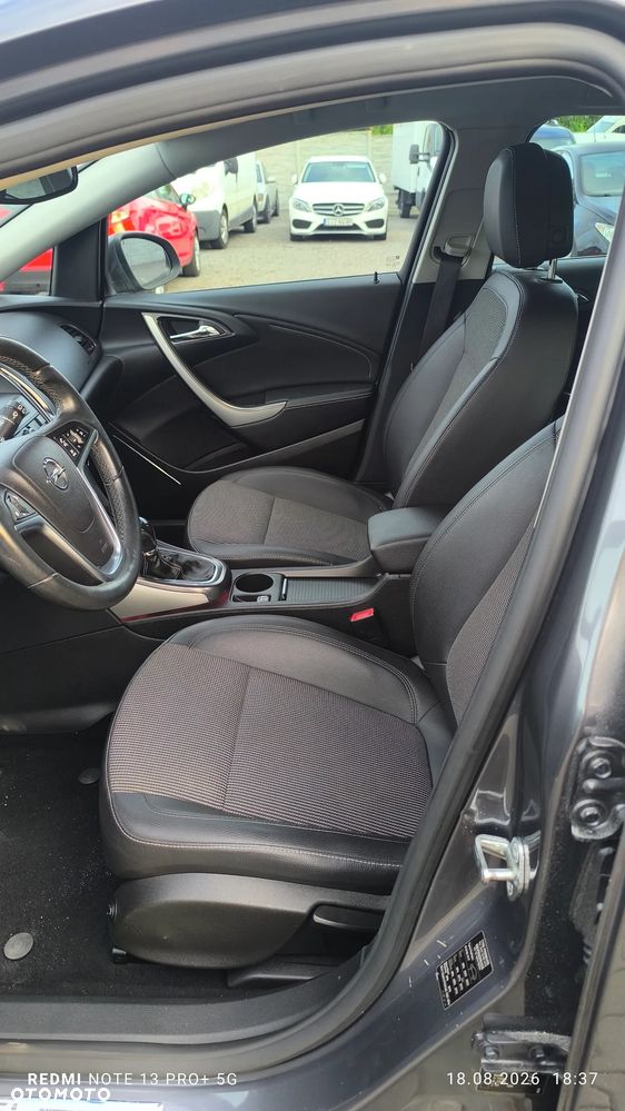 Opel Astra 1.4 Turbo Innovation - 26