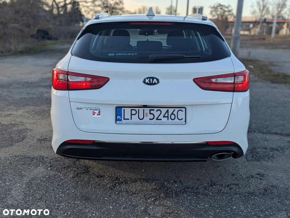 Kia Optima - 14