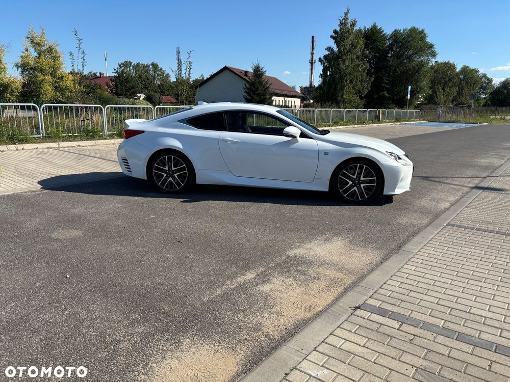 Lexus RC 200t / 300 F Sport - 8