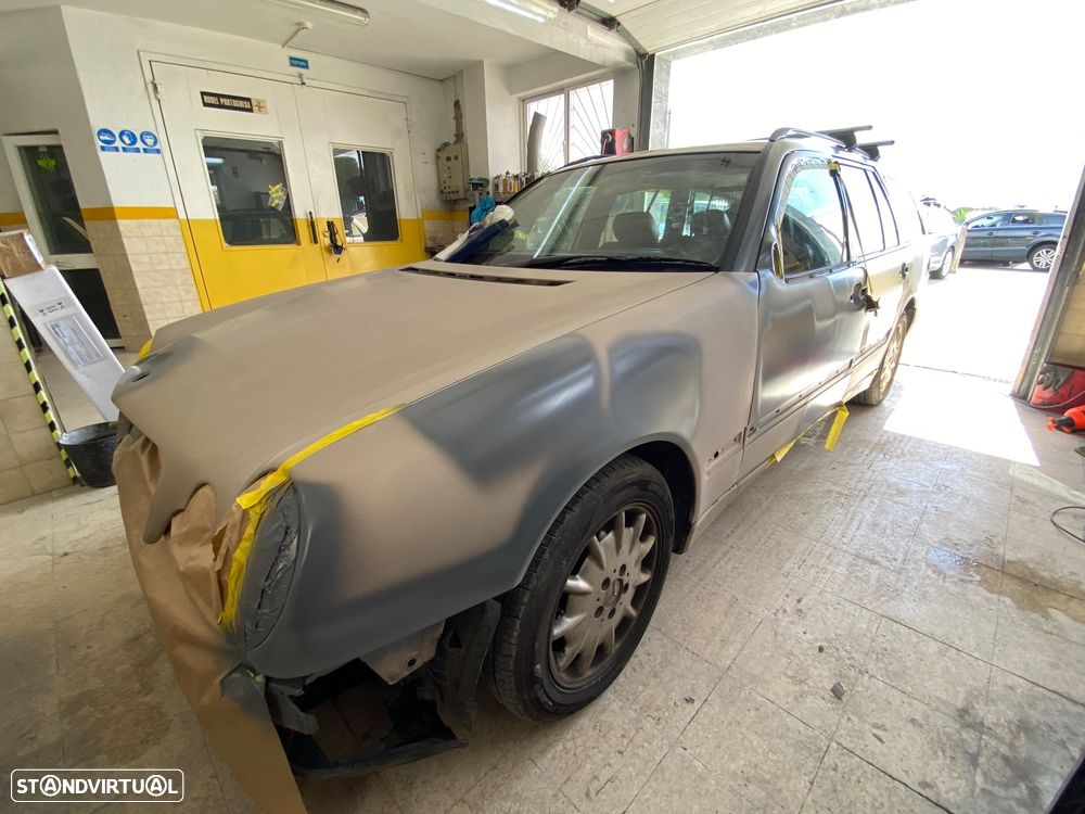 Mercedes-Benz E 270 - 10