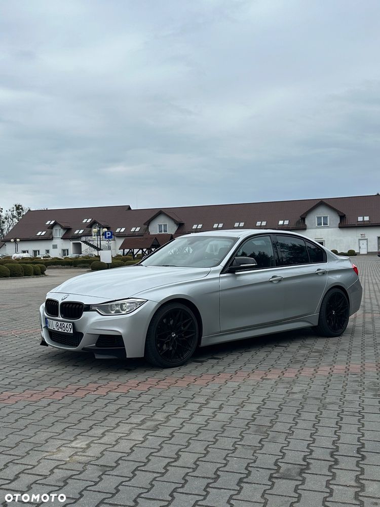 BMW Seria 3 328i - 1
