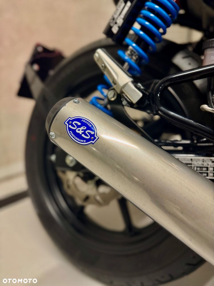 Royal Enfield Continental - 4