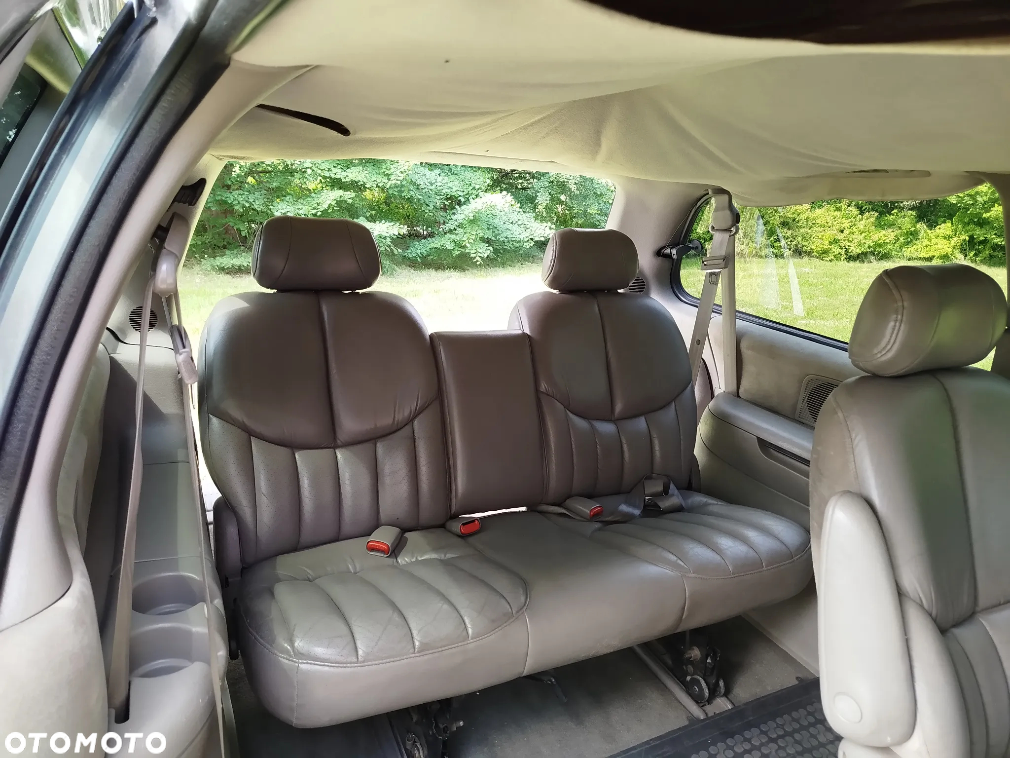 Chrysler Town & Country 3.8 - 8