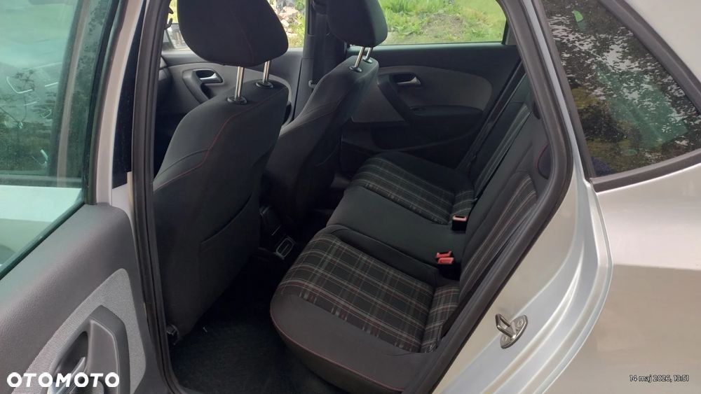 Volkswagen Polo 1.4 DSG GTI - 16