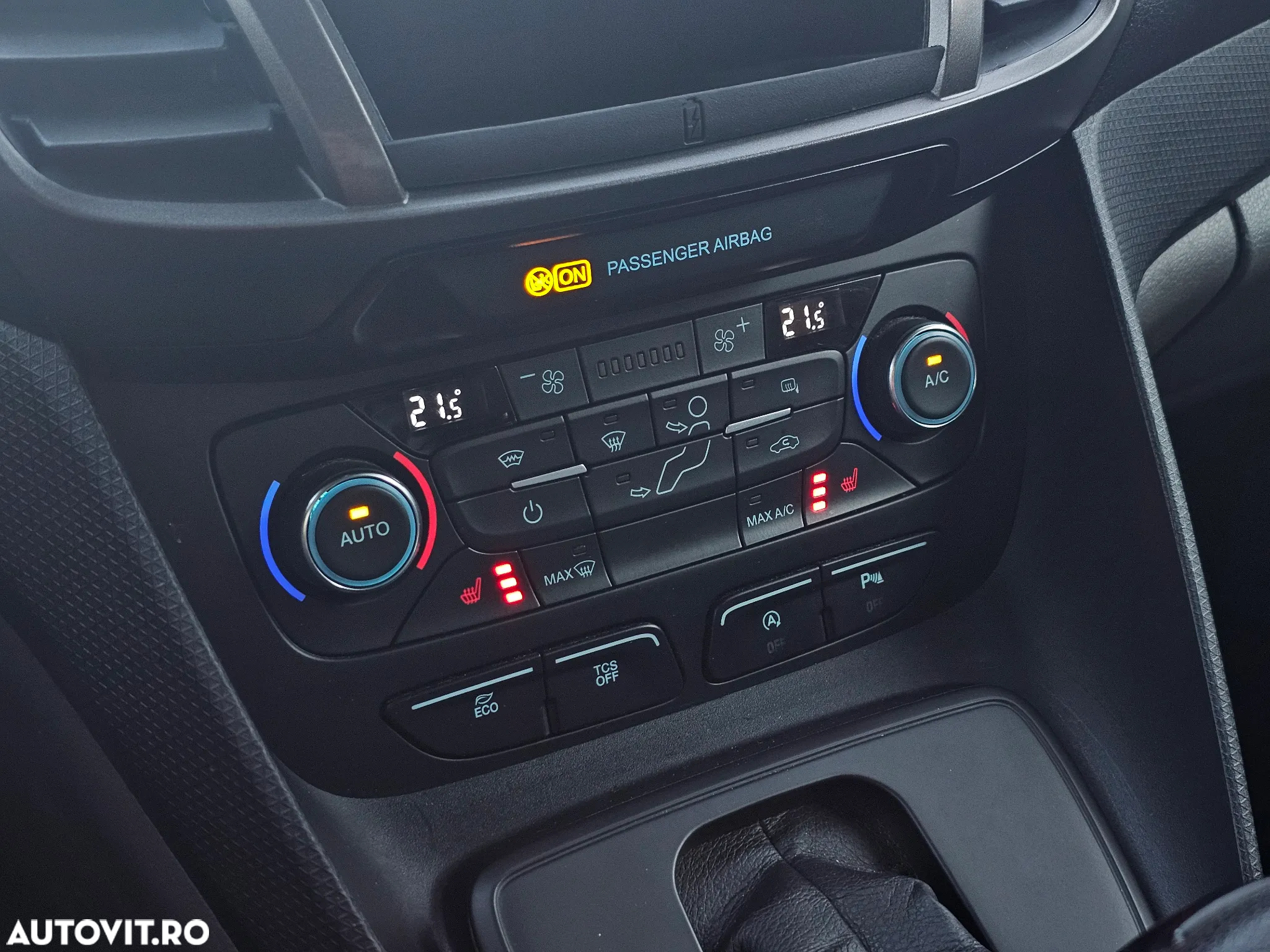 Ford Transit Connect - 7