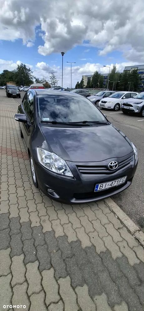 Toyota Auris 1.33 VVT-i - 12
