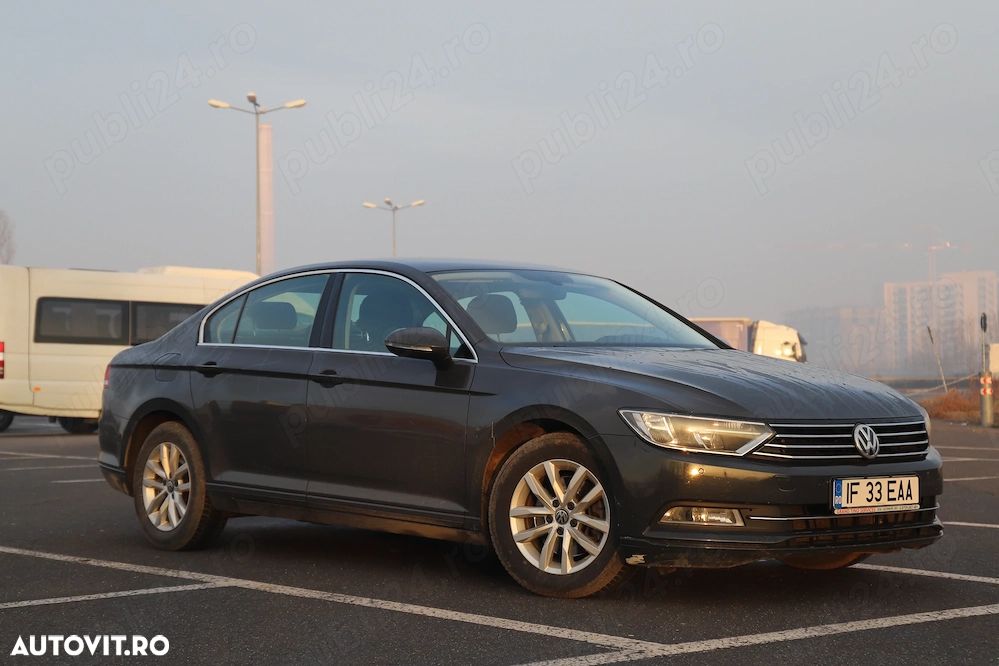 Volkswagen Passat - 2
