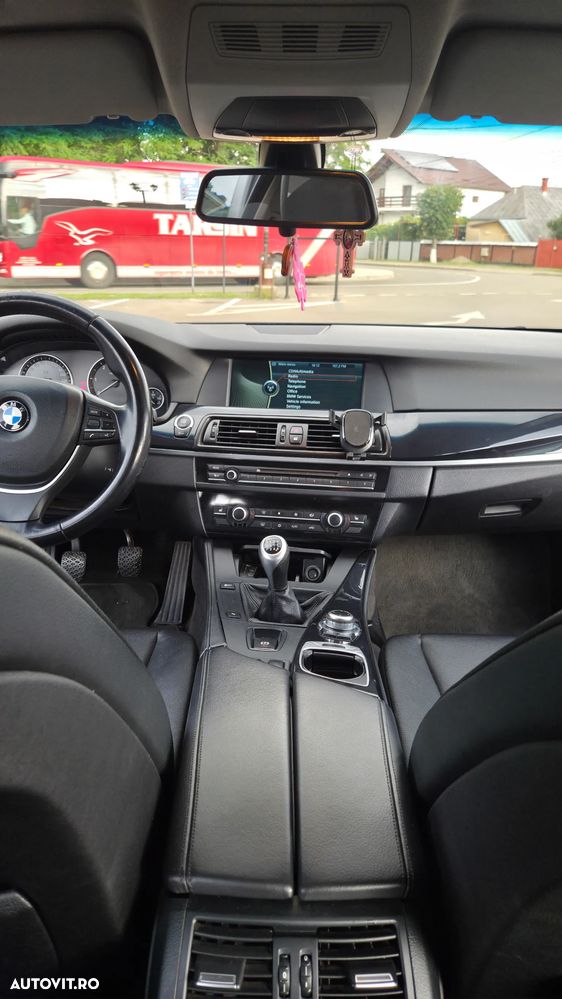 BMW Seria 5 520d - 3