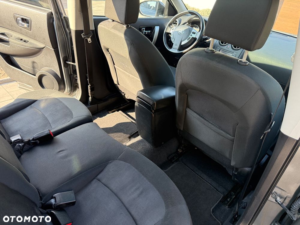 Nissan Qashqai+2 - 33