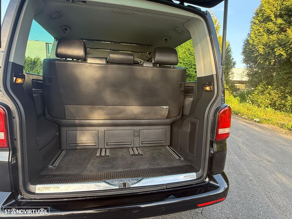 VW Multivan 2.0 TDi 180 Highline BlueMotion - 33