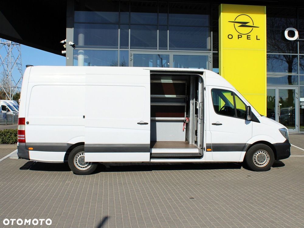 Mercedes-Benz Sprinter L4H2 - 6