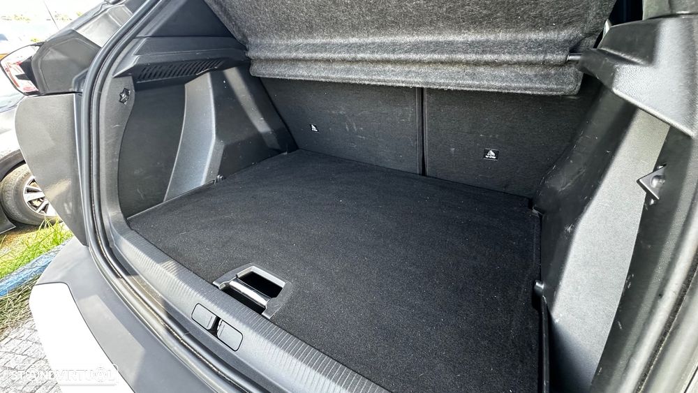 Peugeot 2008 1.5 BlueHDi Allure - 10