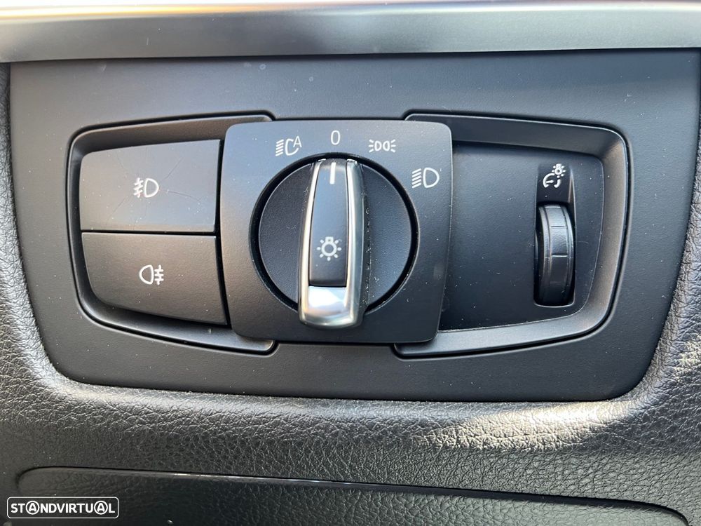 BMW 320 d Efficient Dynamics Edition Modern Line - 16