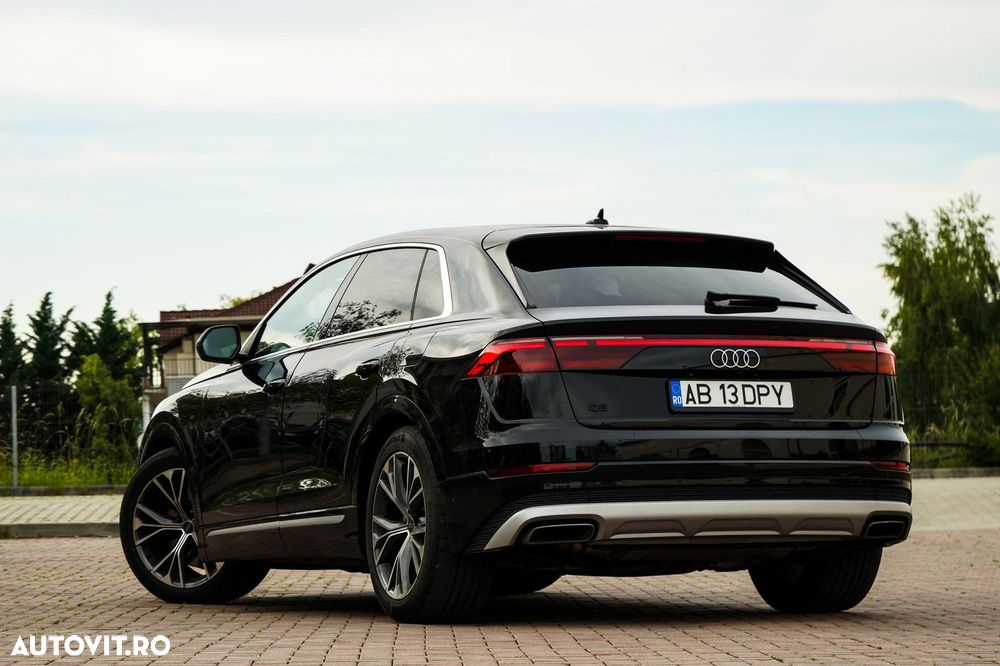 Audi Q8 55 TFSI e quattro Tiptronic PHEV - 7