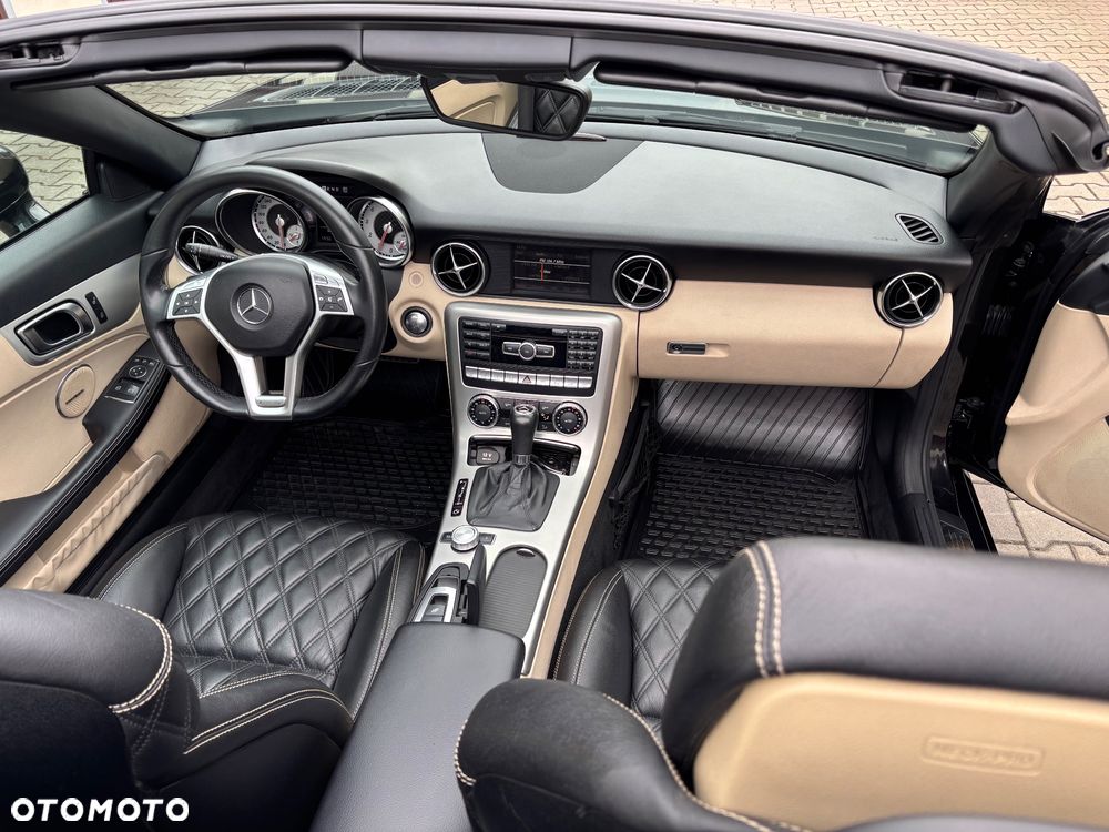 Mercedes-Benz SLK - 12