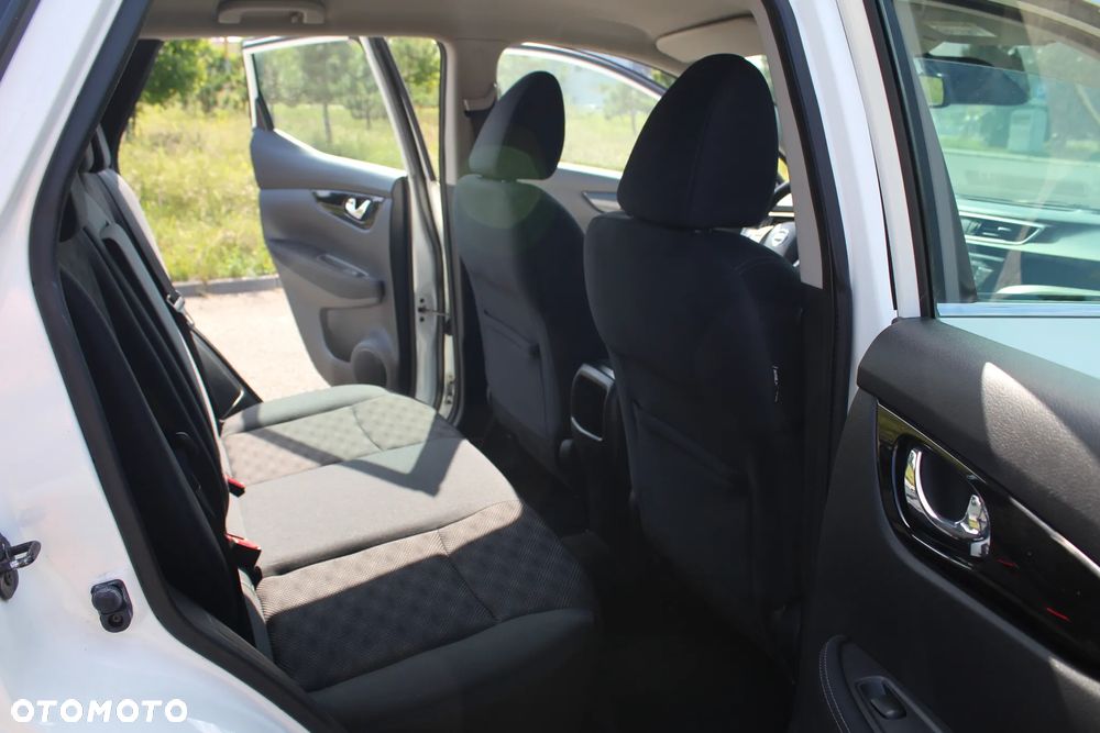 Nissan Qashqai 1.2 DIG-T Tekna - 11