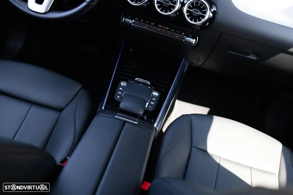 Mercedes-Benz EQA 350 4Matic Progressive - 36