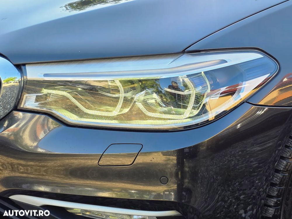 BMW Seria 5 530d xDrive Aut. Luxury Line - 26