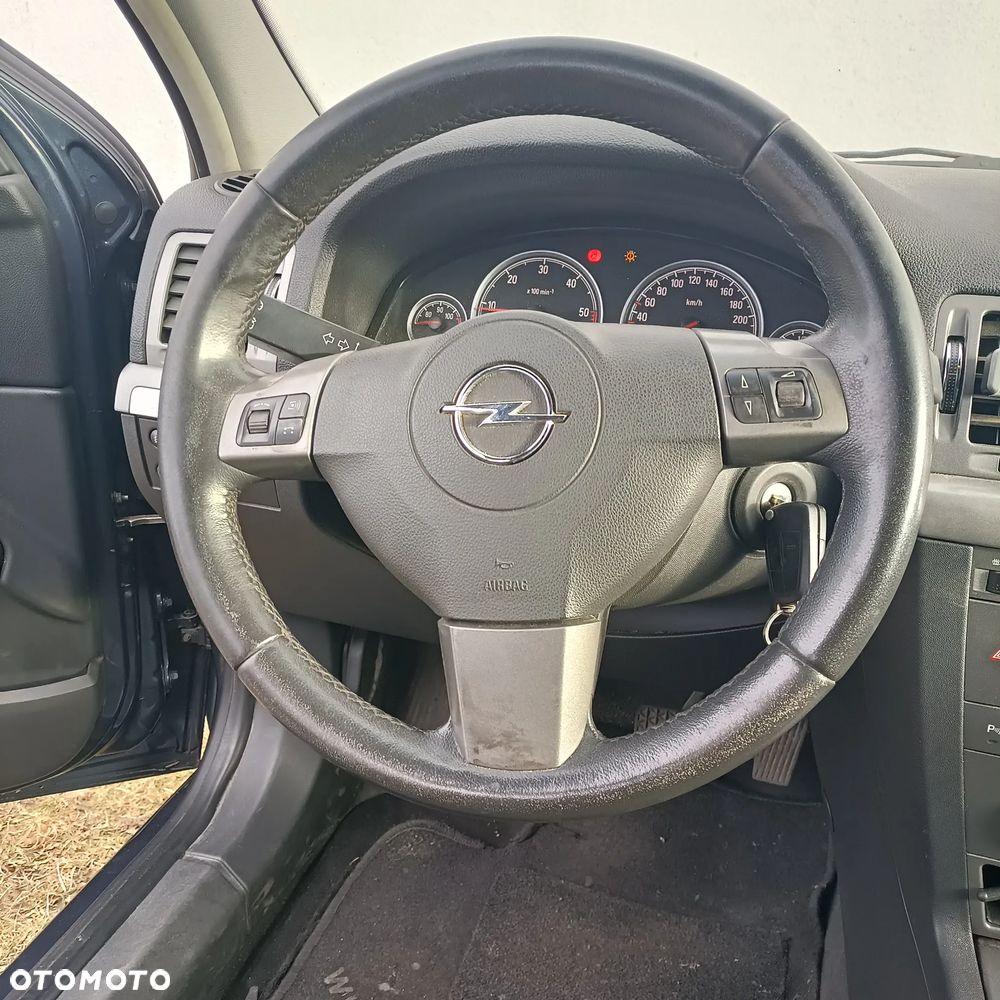 Opel Vectra 1.9 CDTI - 10