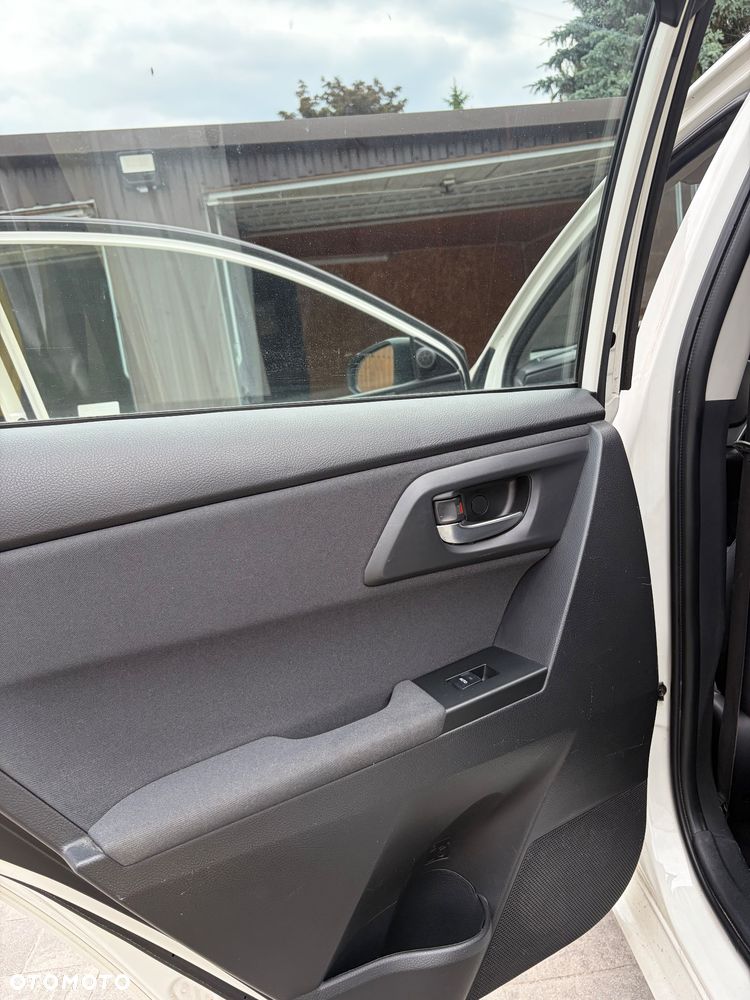Toyota Auris Hybrid 135 Premium - 13