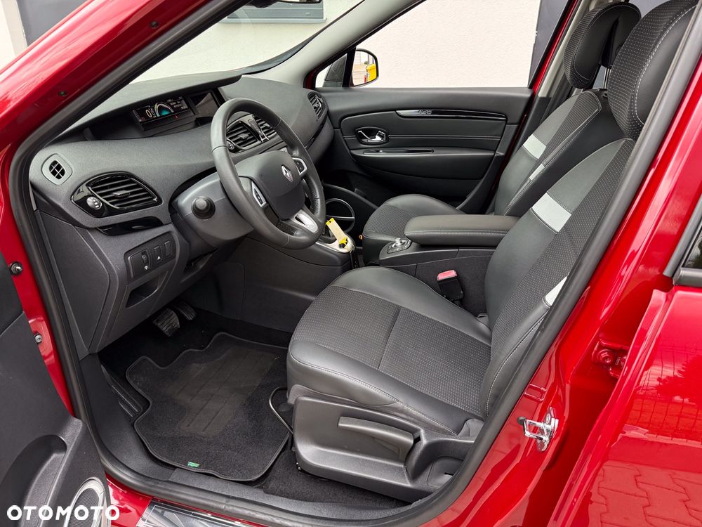 Renault Grand Scenic 2.0 16V 140 CVT Bose Edition - 17
