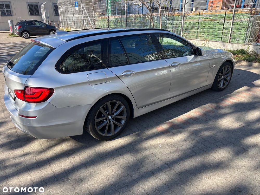 BMW Seria 5 520d - 5