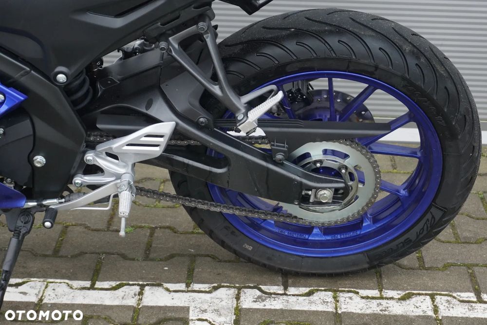 Yamaha YZF - 16
