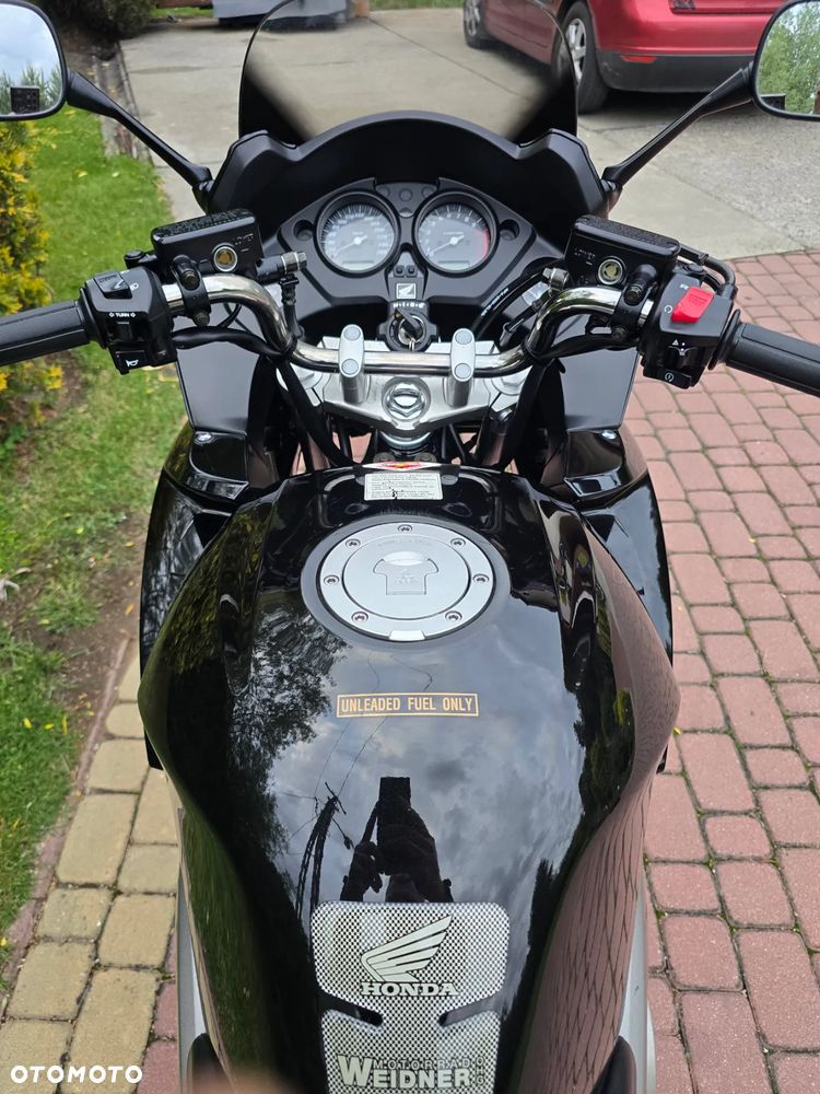 Honda CBF - 8
