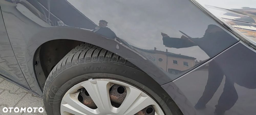 Ford Focus 1.6 Ambiente - 4