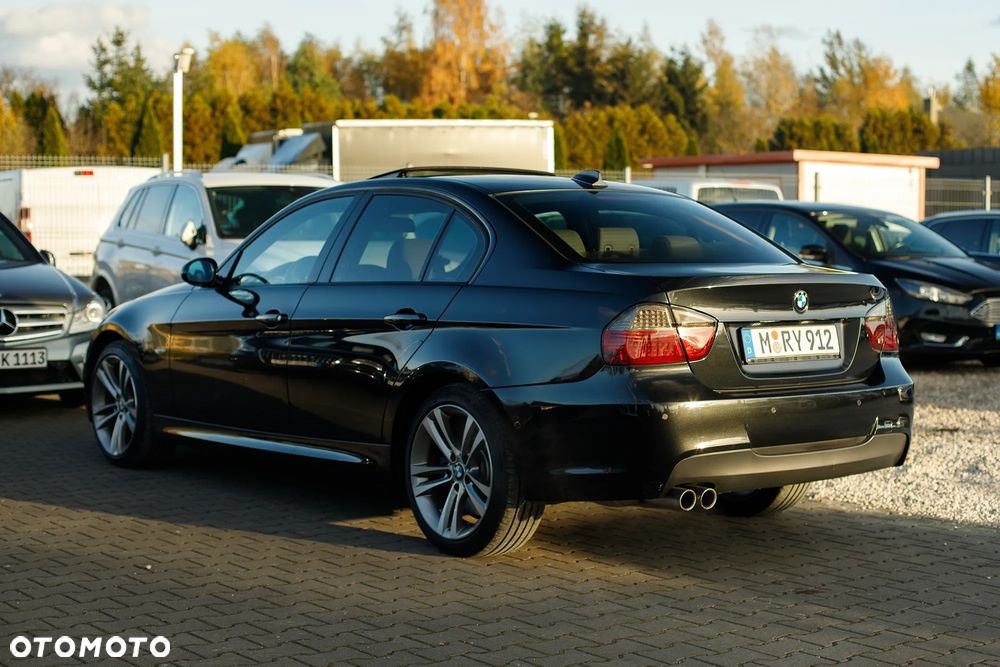 BMW Seria 3 330i - 7