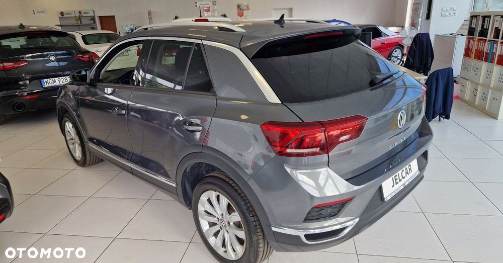 Volkswagen T-Roc - 7