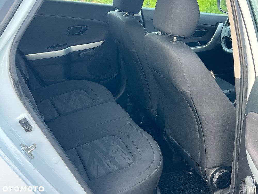 Kia Ceed 1.6 GDI Business Line - 10