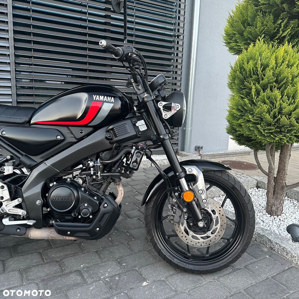 Yamaha XSR - 4
