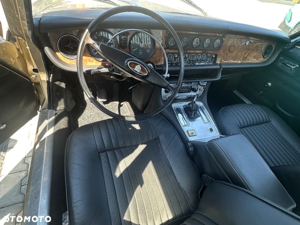 Jaguar XJ - 6
