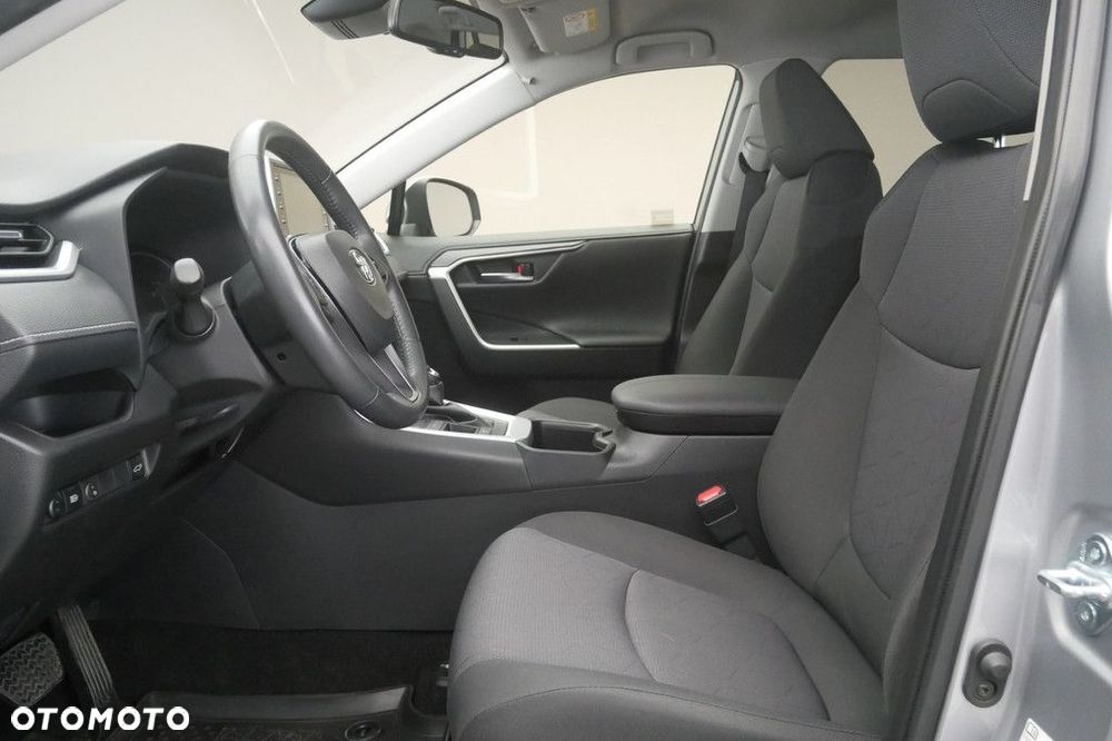 Toyota RAV4 - 12