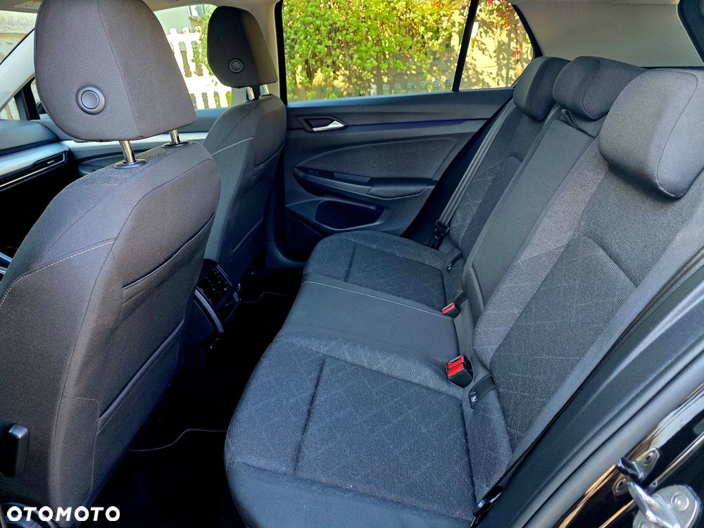 Volkswagen Golf 1.5 eTSI Life DSG - 28