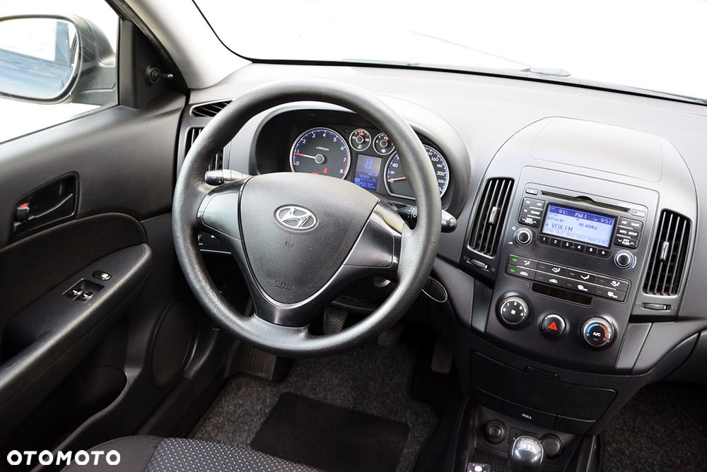 Hyundai i30 1.4 Intro Edition - 3