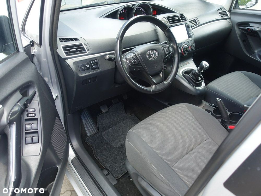 Toyota Verso 1.6 D-4D Active 7os EU6 - 6