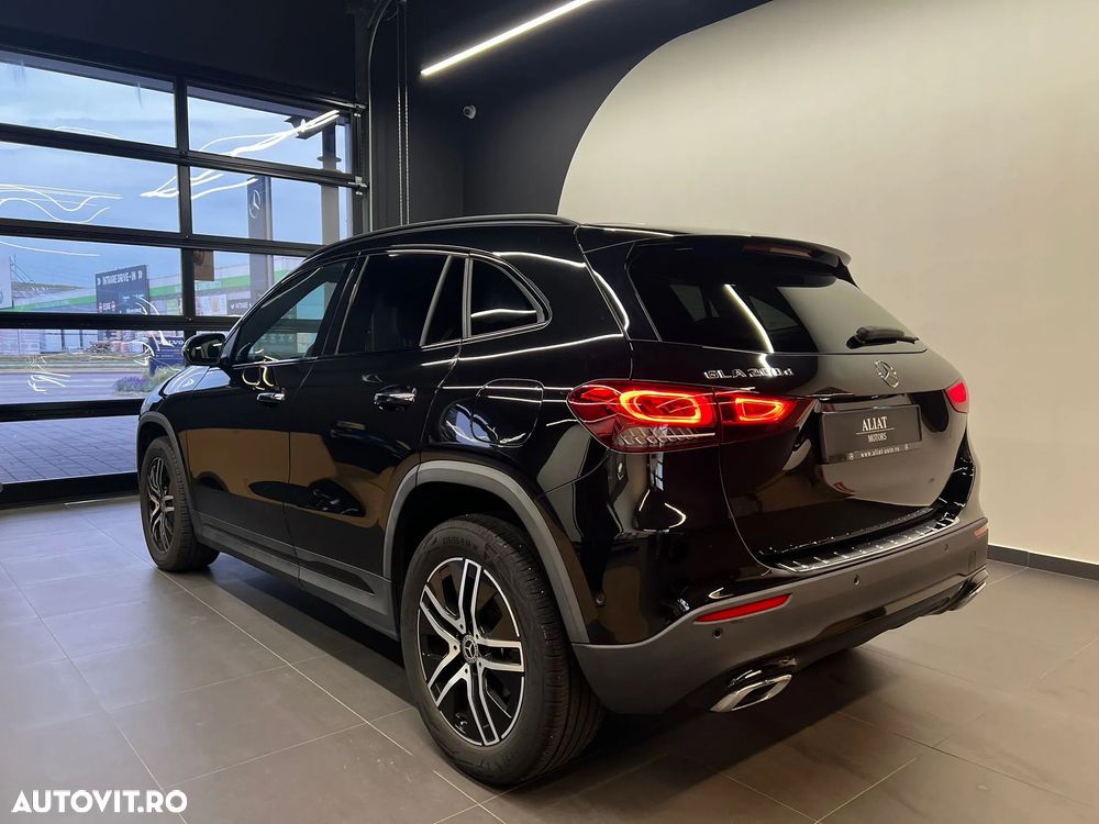 Mercedes-Benz GLA 200 d 8G-DCT - 27